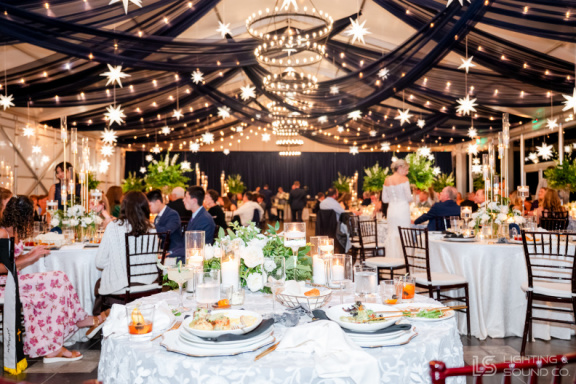 1000 Dover Hall Luxury Wedding - M&amp;J